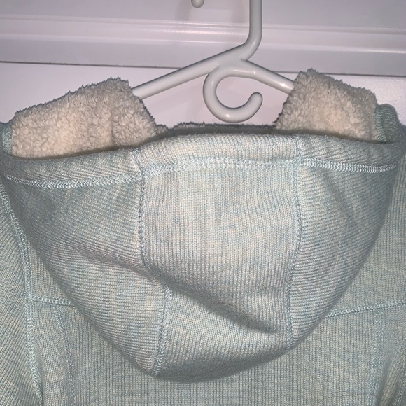 Fleece lined mint green hoodie - Picture 6 of 7